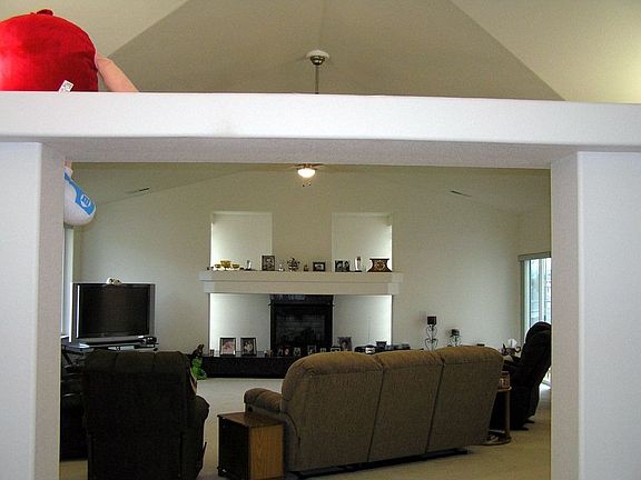 Double door entryway