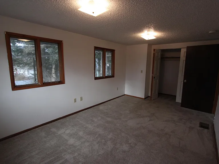 1323 Mission Rd — Photo 11