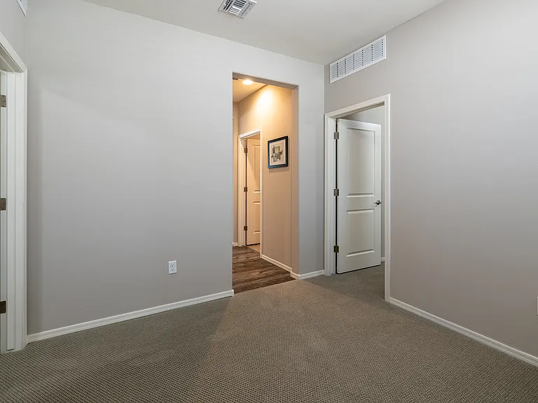 10324 S Barlow Way — Photo 23