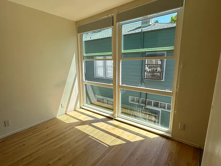 2020 Cedar St #8 — Photo 15