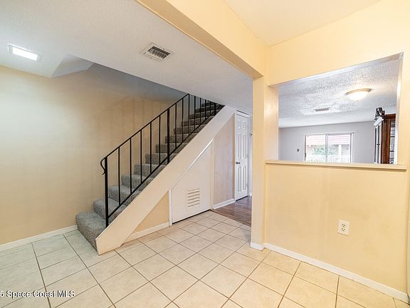 3rd image of 2499 Country Club Dr #D112