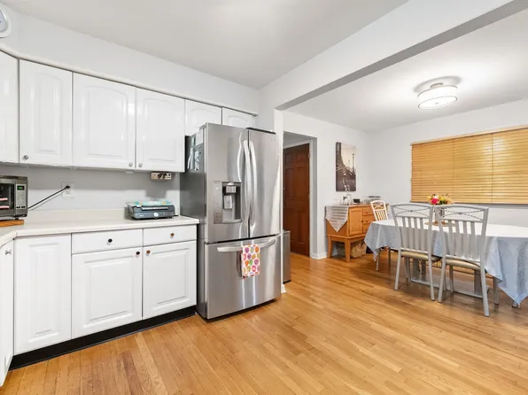 50 Cottage Street image 8 of 18