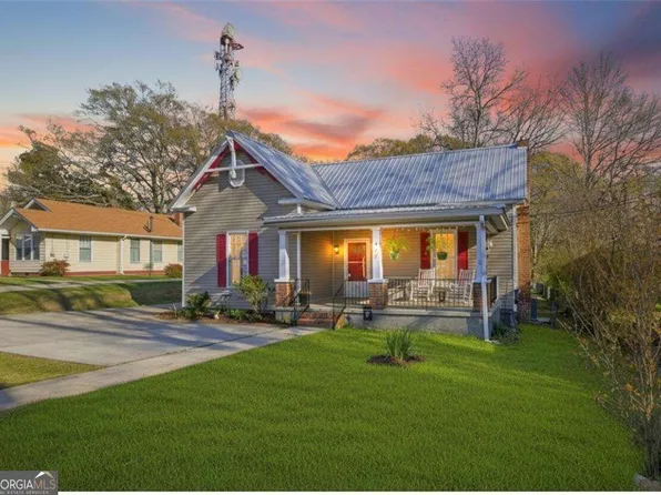 171 NE Broad St, Fairburn, GA 30213