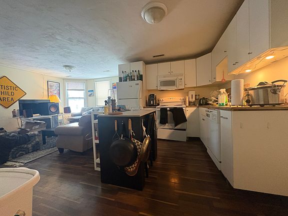 2nd image of 15 Wachusett St #2