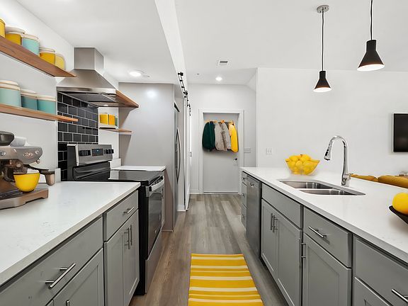 2nd image of 115 Boneset Ave #7