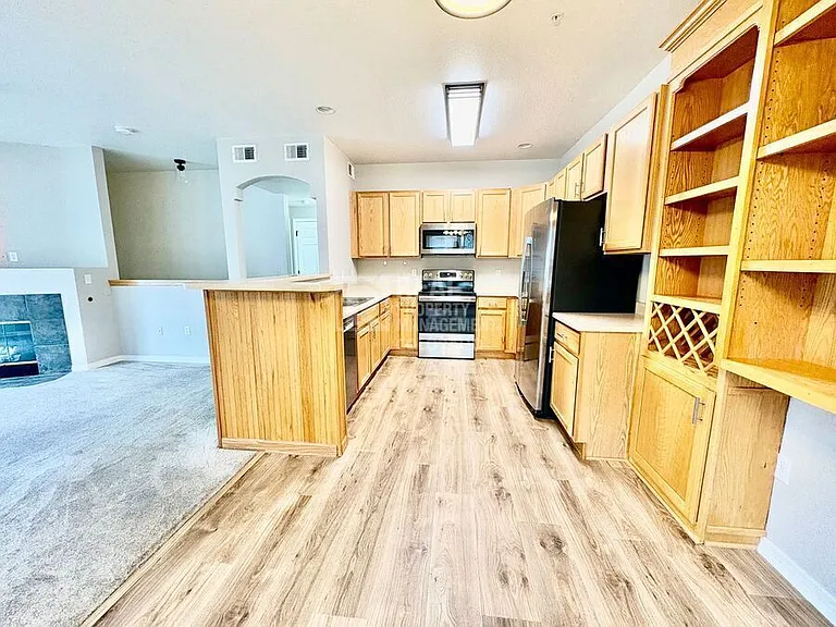 9369 Amison Cir #203 — Photo 4