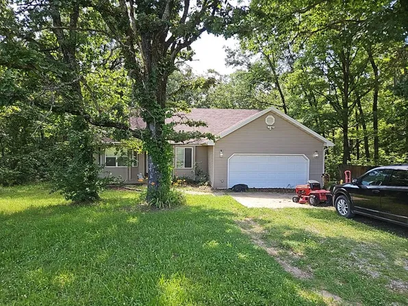 25411 Majestic Ln, Lebanon, MO 65536