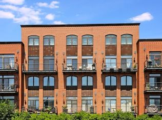 1830 N Winchester Ave APT 303, Chicago, IL 60622
