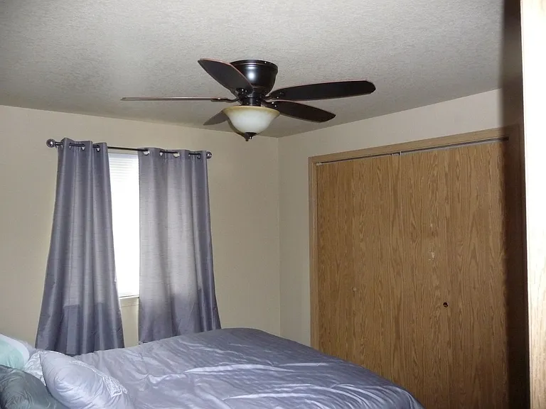 705 Yellow Bird Ln NE — Photo 7