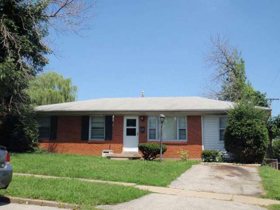 1st image of 1011 Pine Bloom Dr