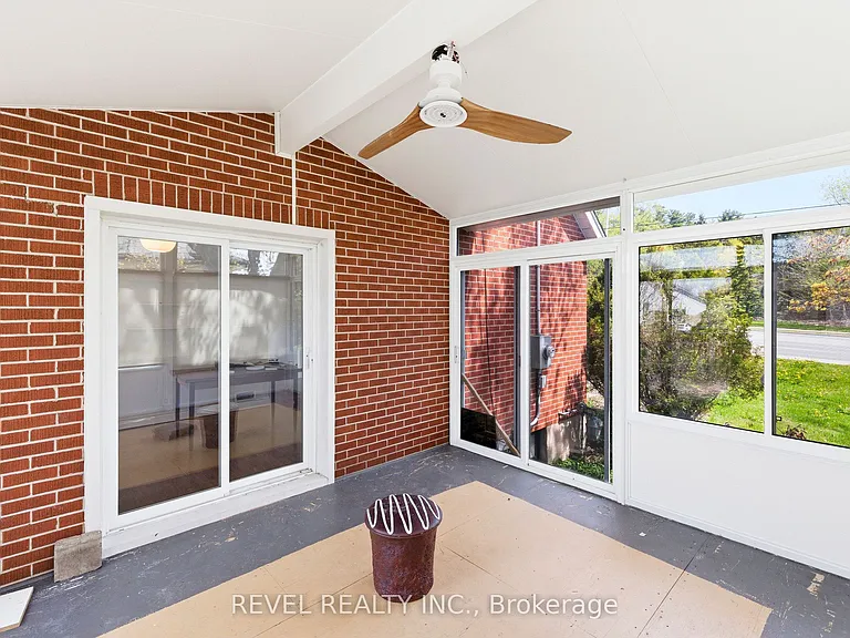 990 Harmony Rd N #MAIN — Photo 10