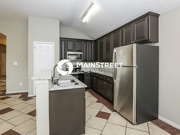5th image of 9336 Cynthia Ct
