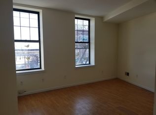 660 Bay St STE 3, Staten Island, NY 10304