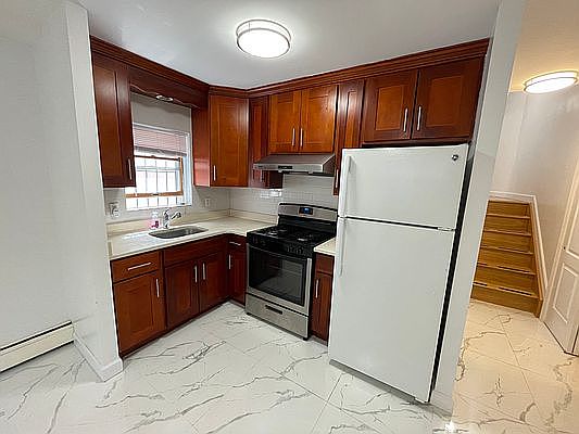 4th image of 1830 79th St Floor 1
