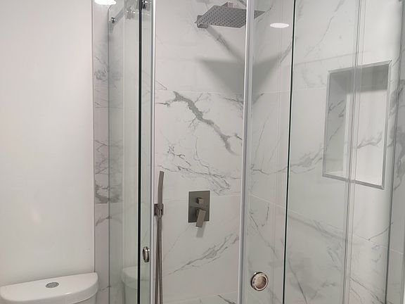 5th image of 918 S 29th Ave #1