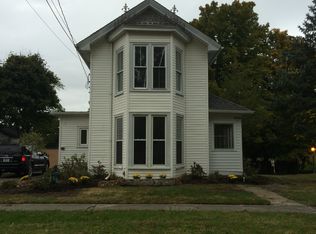 10689 Freedom St, Garrettsville, OH