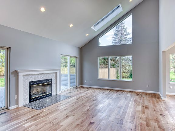 3rd image of 32 Vista Ct