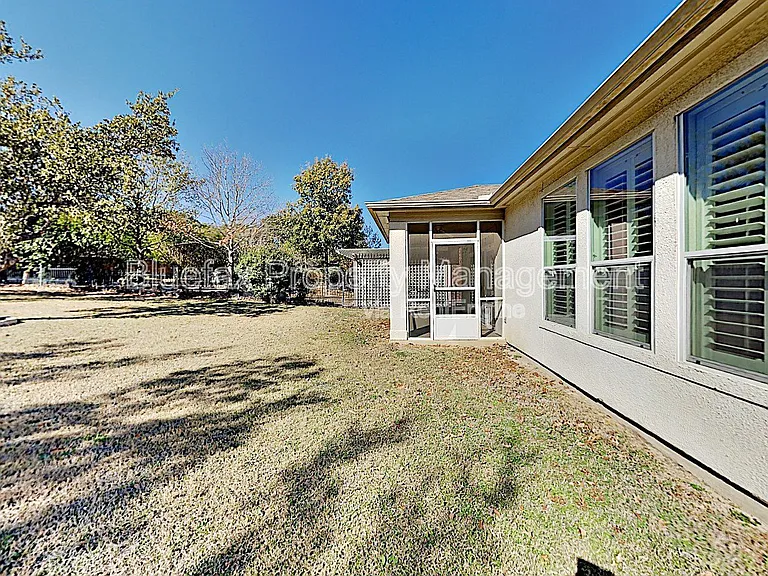 12702 Cascade Hls — Photo 30