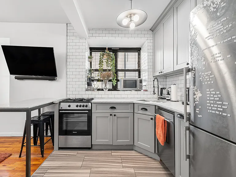 160 Bleecker St #3AE — Photo 9