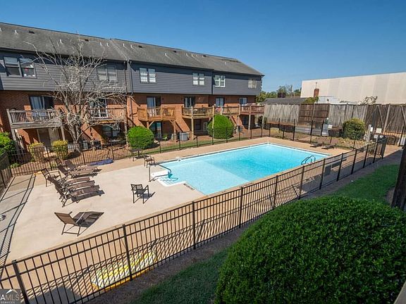 5th image of 550 Dearing St #9
