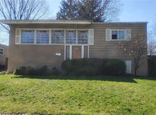 1414 Betana Ave, Akron, OH 44310