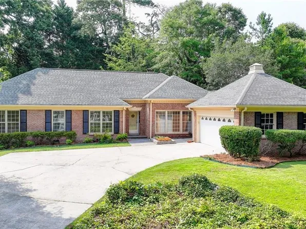 1758 N Springs Dr, Atlanta, GA 30338