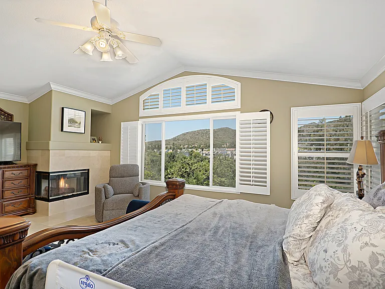 11526 Meadow Grass Ln — Photo 16