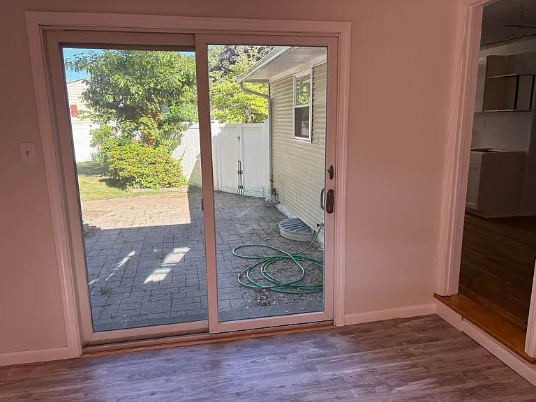 50 Roosevelt Blvd — Photo 13