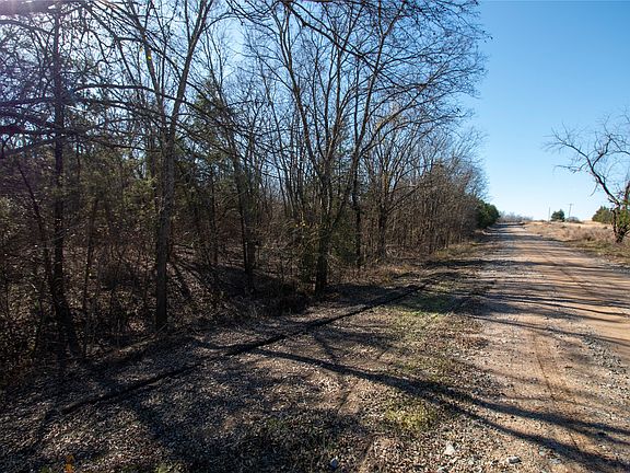 2nd image of 3 County Road 2905