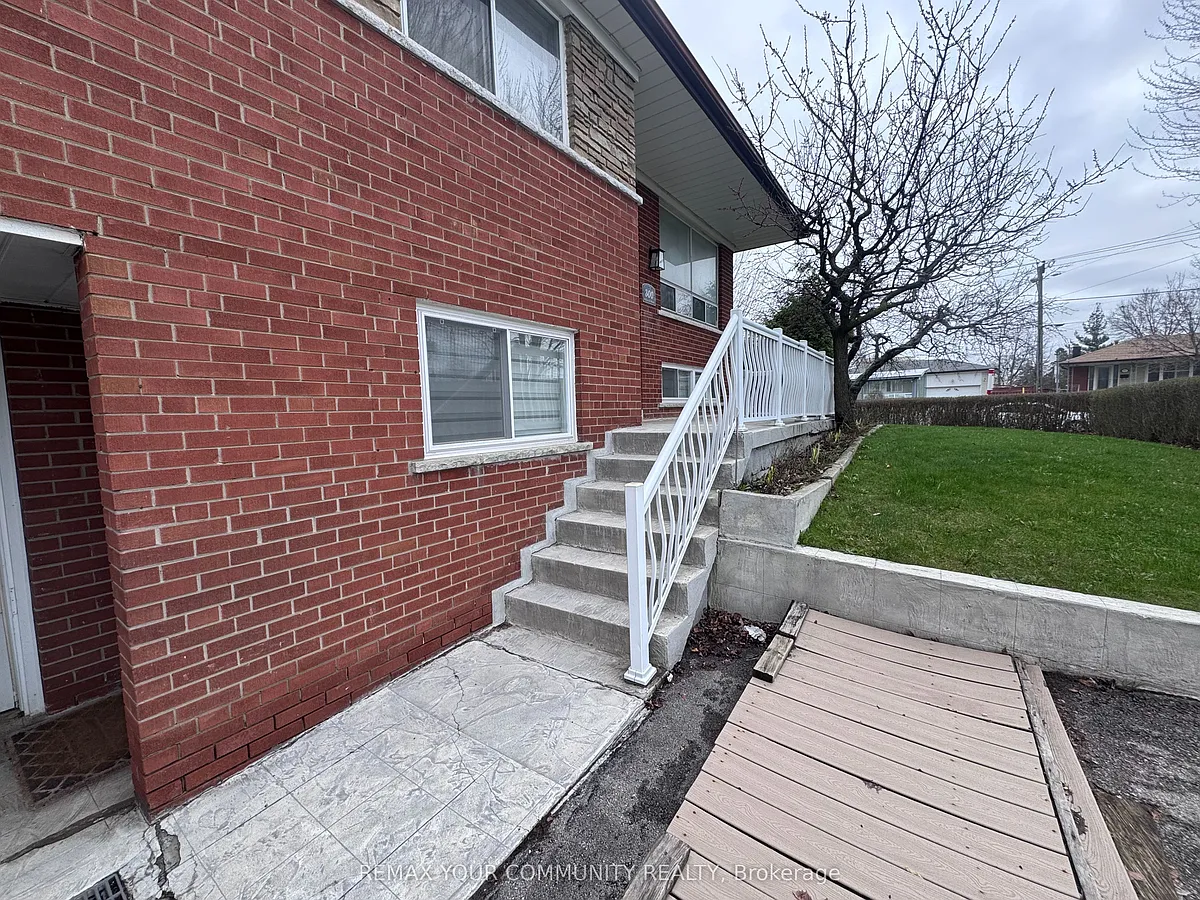 Building Photo - 300 Driftwood Ave #UPPER