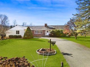 2 Green Hill Rd, Goldens Bridge, NY 10526