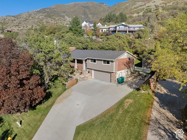 3216 Fernwood Dr, Layton, UT 84040