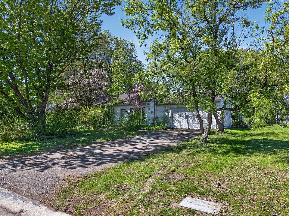 1st image of 15105 Dunbar Ct