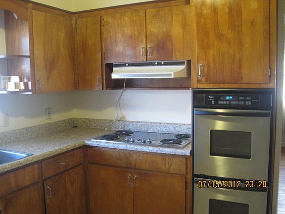 5th image of 400 Mellonville Ave
