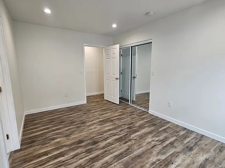 1416-1418 E. Windsor Rd. — Photo 11