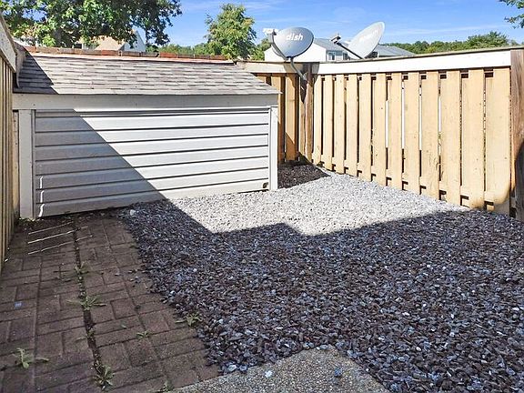 2nd image of 46349 Columbus Dr Unit 307