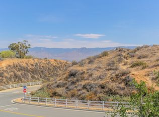 702 E Sunset Dr N, Redlands, CA 92373