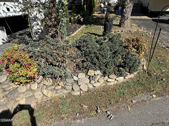 5th image of 4229 E Pkwy #375-lot 375
