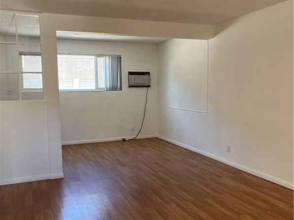 4936 Hazeltine Ave APT 3