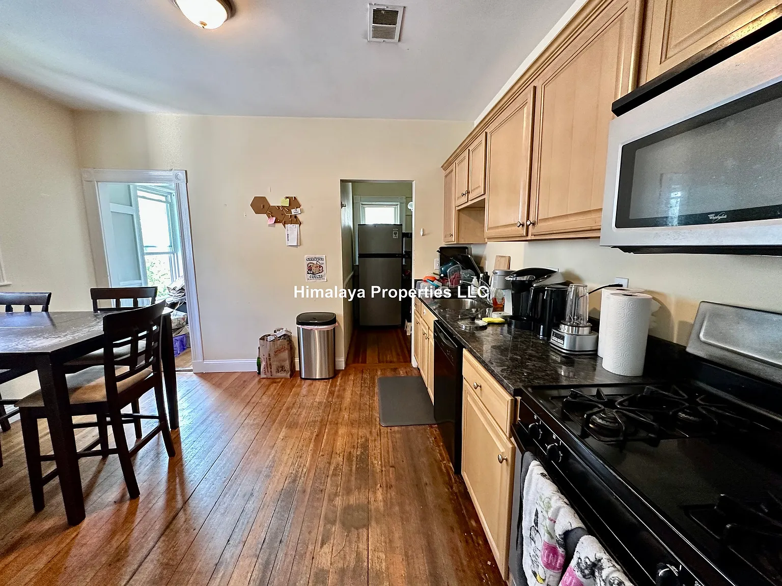 4 bed, $8,700 — Photo 1