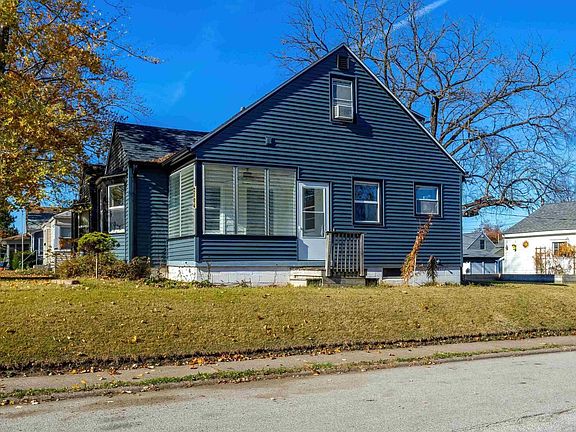 5th image of 2104 W Pleasant St