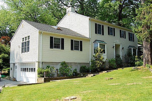 Colonial with In Law Suite