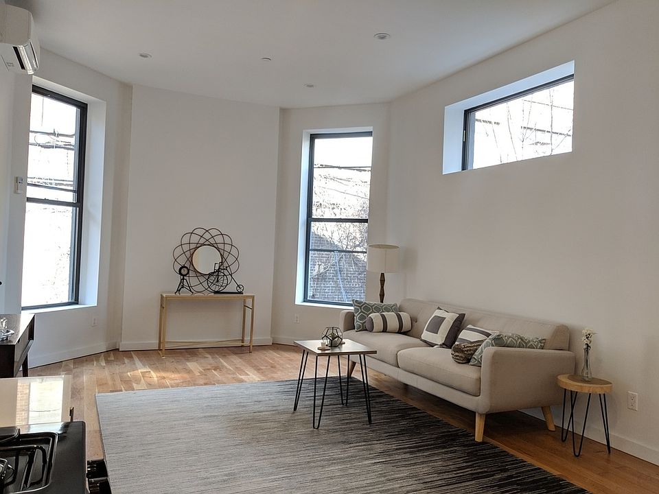 1st image of 1261 Pacific St #2R