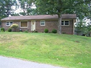 101 Bern St, Waverly, TN 37185