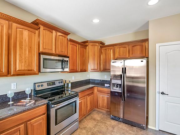 2nd image of 44086 W Granite Dr