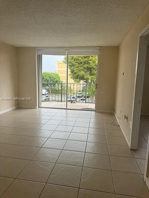 9310 Fontainebleau Blvd #312
