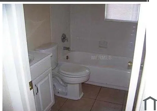 2104 Hartford Pl — Photo 10