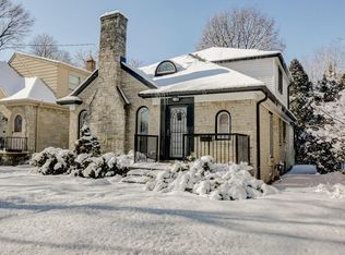 3865 S Austin St, Milwaukee, WI 53207