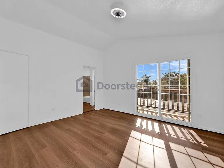 26150 Coronada Dr — Photo 29
