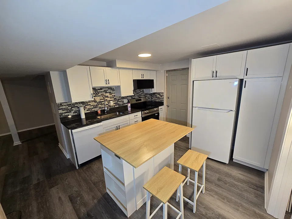 Keystone Manor Pl